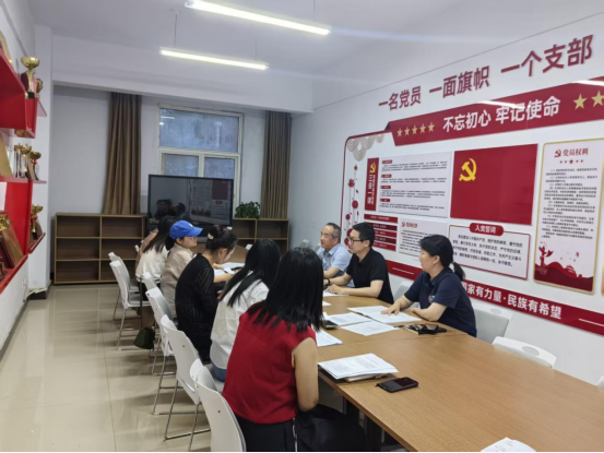 伟德国际1946官网召开专业建设分委员会（扩大）工作会议暨2026级人才培养方案修订研讨会